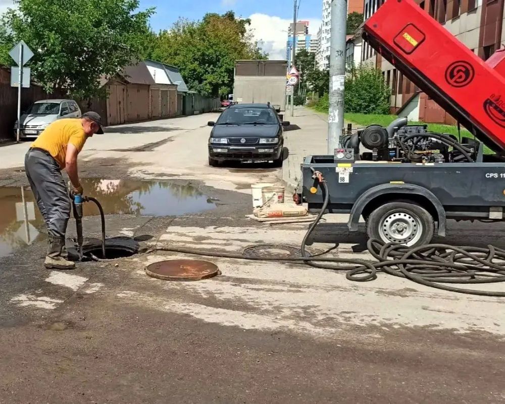 19 колодцев отремонтировали производственные службы АО «Водоканал» в июле 2026 года 19 колодцев отремонтировали производственные службы АО «Водоканал» в июле 2026 года