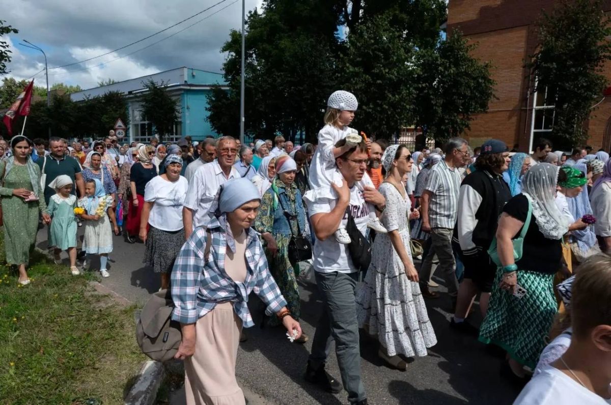 В Серпухове продолжается чествование чудотворного образа Божией Матери «Взыскание погибших» В Серпухове продолжается чествование чудотворного образа Божией Матери «Взыскание погибших»