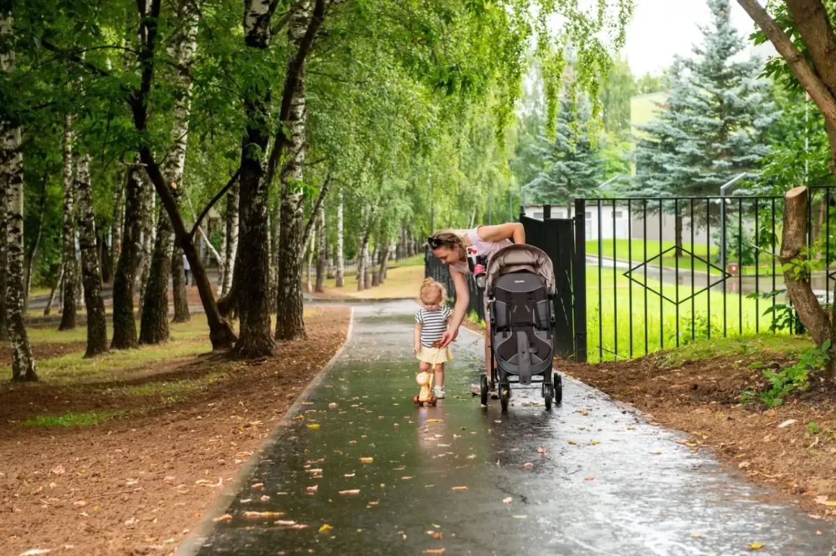 Татьяна Витушева: В рамках рабочего обхода города Истра осмотрела благоустроенный сквер рядом с Истринским Лицеем Татьяна Витушева: В рамках рабочего обхода города Истра осмотрела благоустроенный сквер рядом с Истринским Лицеем