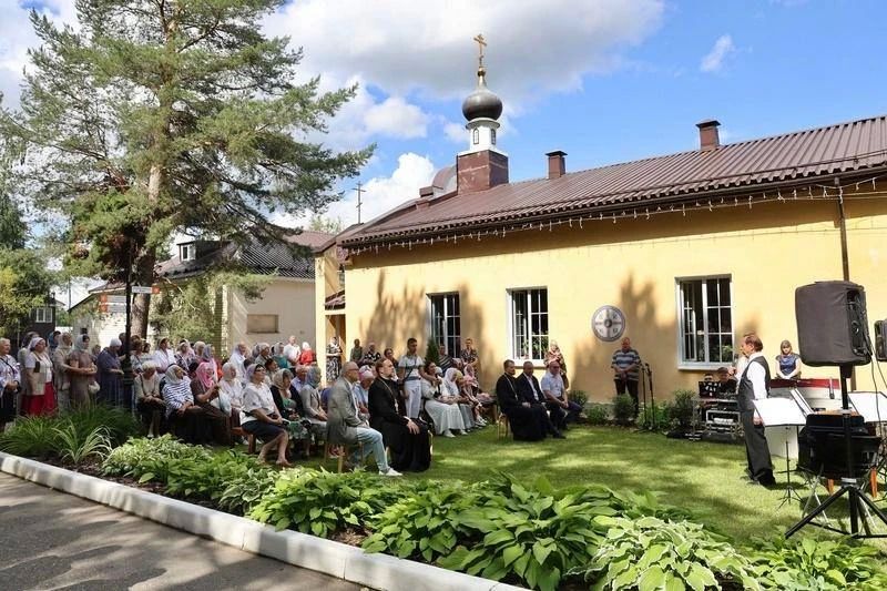 9 августа в Пантелеимоновском храме в Воскресенске отметили престольный праздник – день памяти великомученика и целителя Пантелеимона 9 августа в Пантелеимоновском храме в Воскресенске отметили престольный праздник – день памяти великомученика и целителя Пантелеимона