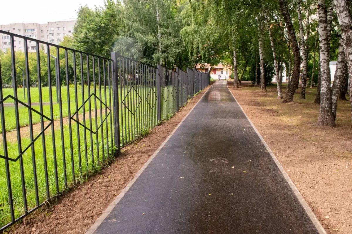 Татьяна Витушева: В рамках рабочего обхода города Истра осмотрела благоустроенный сквер рядом с Истринским Лицеем Татьяна Витушева: В рамках рабочего обхода города Истра осмотрела благоустроенный сквер рядом с Истринским Лицеем