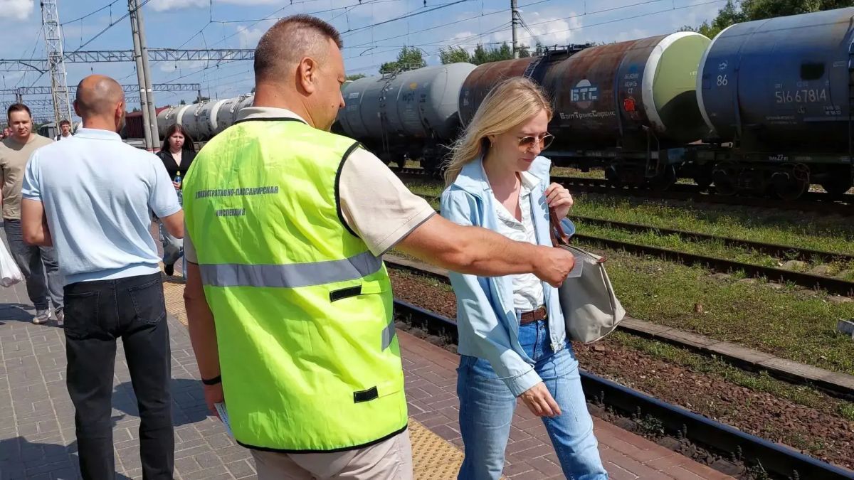 На железнодорожной станции «Серпухов» прошла акция «Сохрани себе жизнь» На железнодорожной станции «Серпухов» прошла акция «Сохрани себе жизнь»