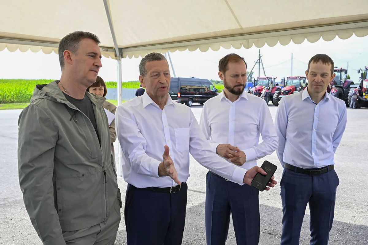 Дмитрий Патрушев посетил с рабочей поездкой Тверскую область Дмитрий Патрушев посетил с рабочей поездкой Тверскую область