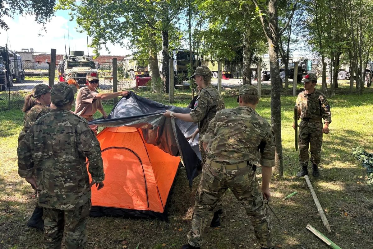 Мытищинские студенты достойно представили Московскую область на «Зарнице 2.0» Мытищинские студенты достойно представили Московскую область на «Зарнице 2.0»
