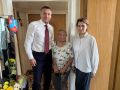 В Красногорске поздравили жительницу со 100-летним юбилеем