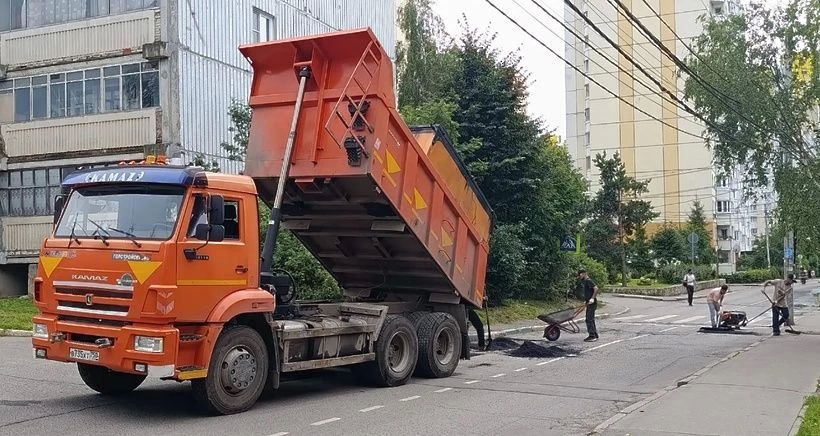 В Солнечногорске устранили более 7 500 тысяч ям с начала года В Солнечногорске устранили более 7 500 тысяч ям с начала года