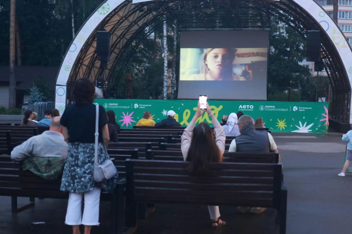 На предстоящей неделе в Центральном парке во вторник и четверг продолжатся тренировки по спортивно-бальным танцам вместе с любительским объединением «Танцы Голд» На предстоящей неделе в Центральном парке во вторник и четверг продолжатся тренировки по спортивно-бальным танцам вместе с любительским объединением «Танцы Голд»