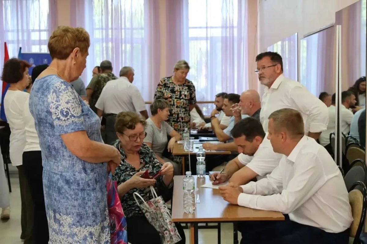Сергей Мужальских: Встретился с жителями Жилёво и соседних населённых пунктов в формате выездной администрации Сергей Мужальских: Встретился с жителями Жилёво и соседних населённых пунктов в формате выездной администрации