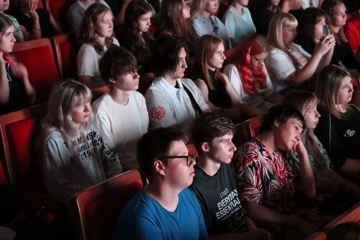 В Ступино прошёл показ фильма о трагедии в Старобельске В Ступино прошёл показ фильма о трагедии в Старобельске