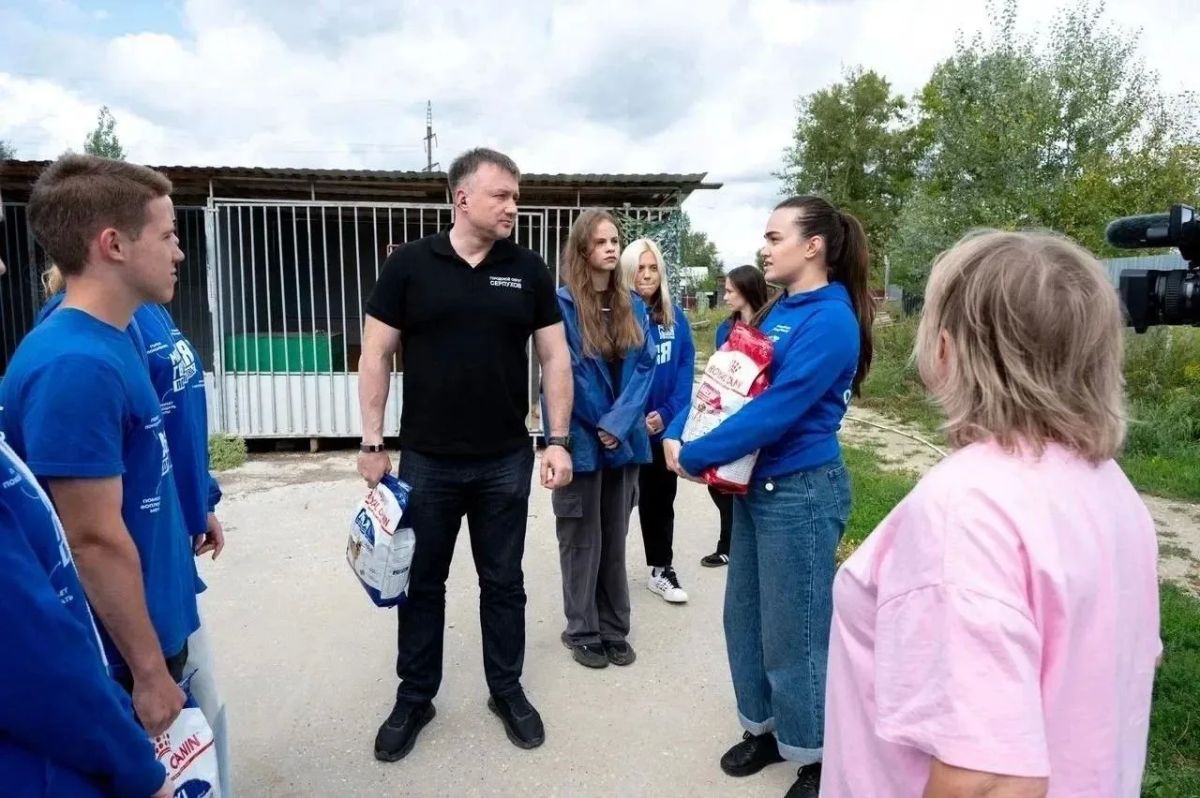 Глава муниципалитета совместно с лидером областного крыла «Молодой Гвардии Единой России» и депутатом округа Дианой Алумянц посетили приют для животных «Зоозащита+» Глава муниципалитета совместно с лидером областного крыла «Молодой Гвардии Единой России» и депутатом округа Дианой Алумянц посетили приют для животных «Зоозащита+»