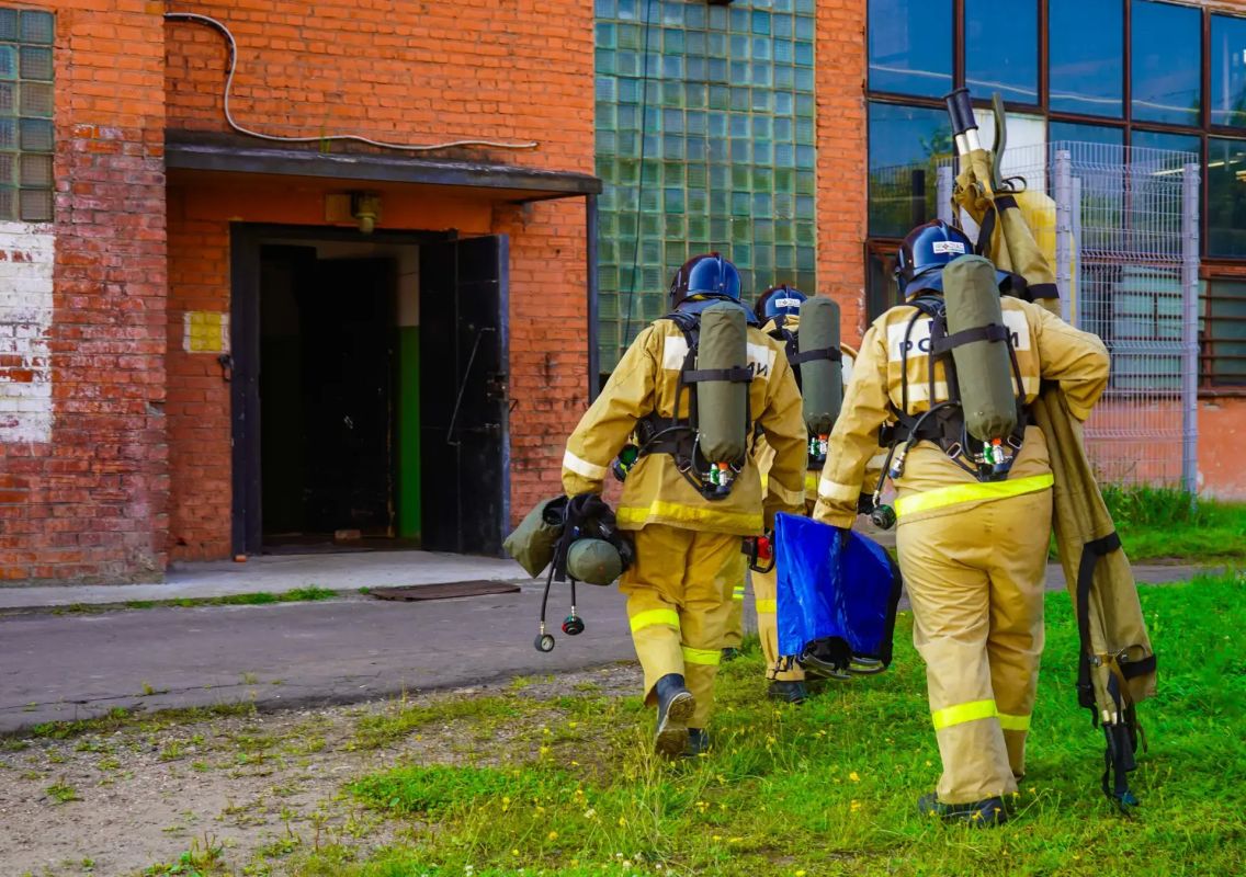 Сотрудники Росгвардии приняли участие в межведомственных учениях по нейтрализации угроз на объекте энергетики в Подмосковье Сотрудники Росгвардии приняли участие в межведомственных учениях по нейтрализации угроз на объекте энергетики в Подмосковье
