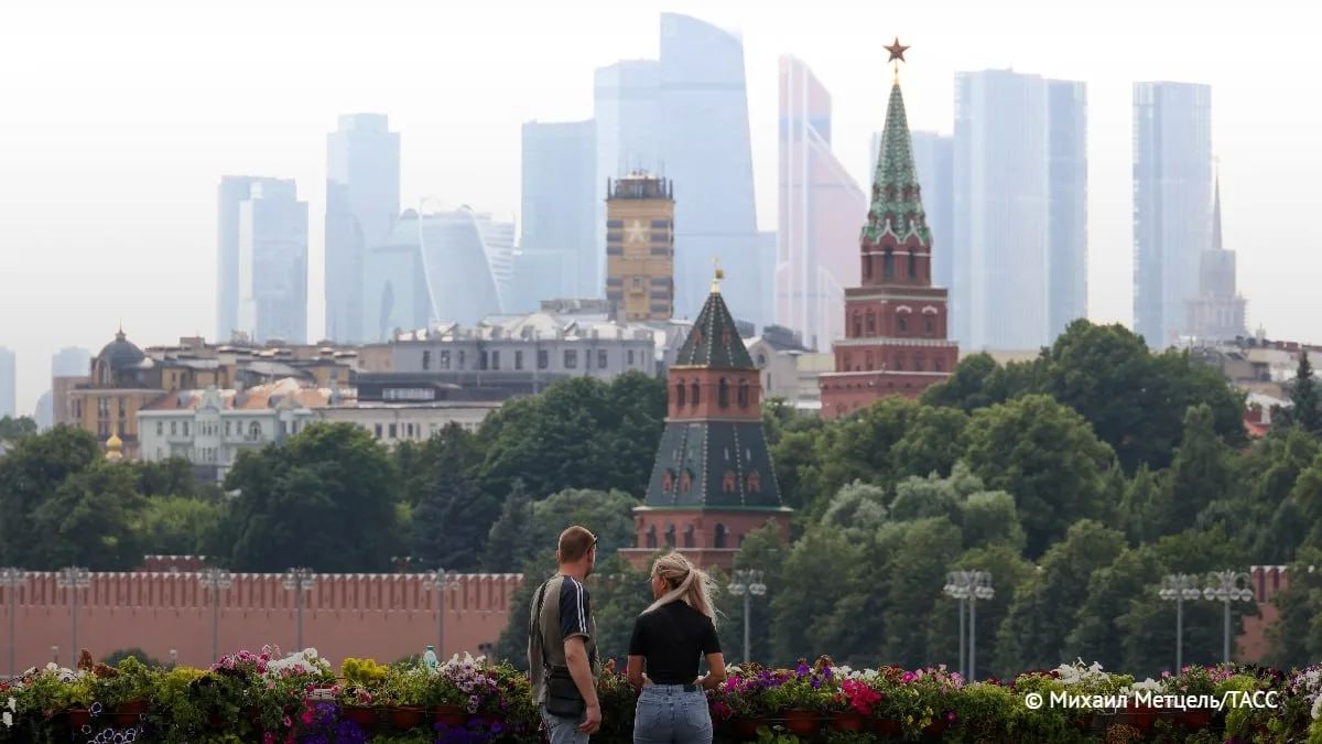 Желтый уровень погодной опасности объявлен до вечера в Москве и Подмосковье из-за семибалльных порывов ветра, сообщили ТАСС в Гидрометцентре