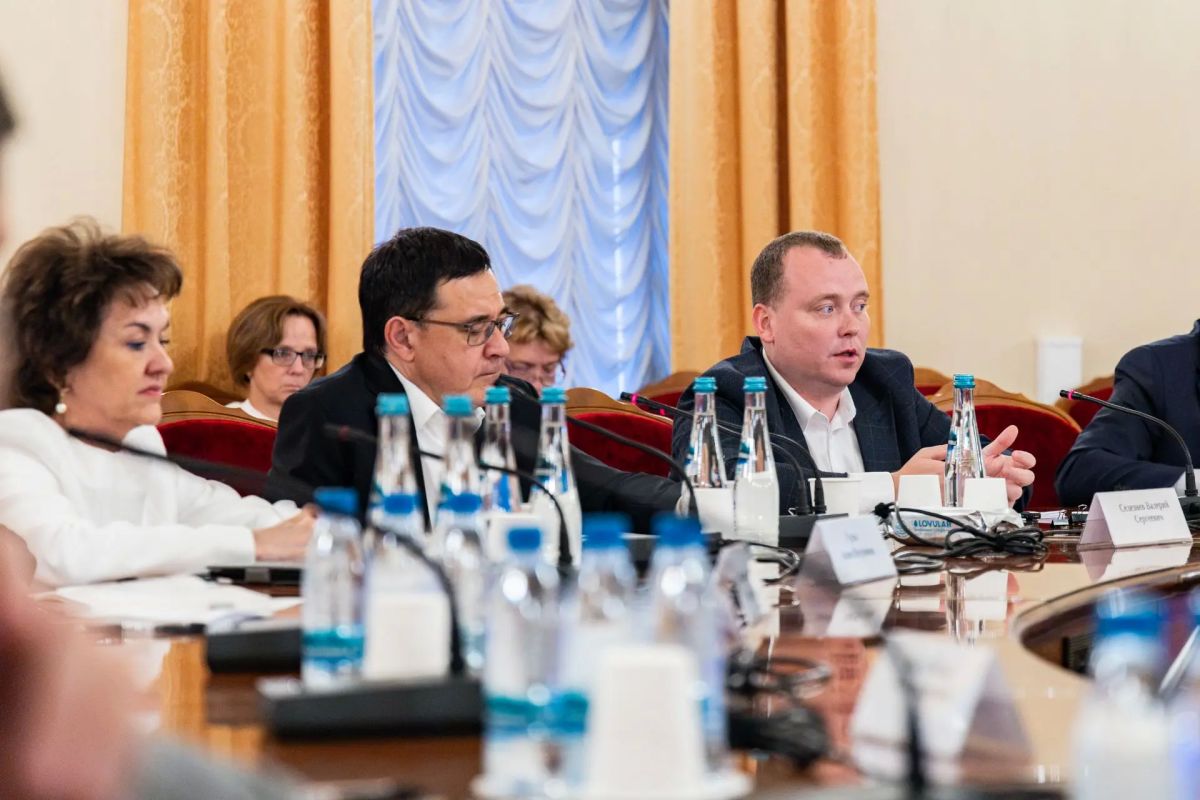 Комплекс водоснабжения Подмосковья готовится к зиме: Александр Семёнов представил ключевые приоритеты и направления на федеральном Круглом столе Комплекс водоснабжения Подмосковья готовится к зиме: Александр Семёнов представил ключевые приоритеты и направления на федеральном Круглом столе