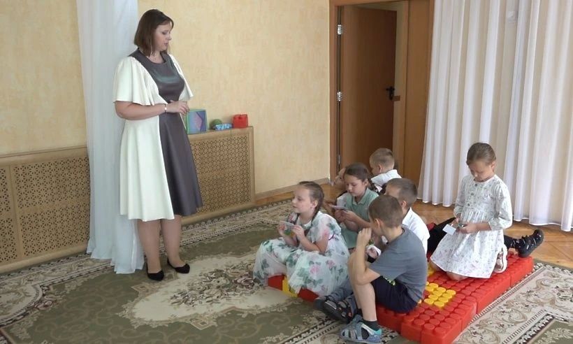 В Солнечногорске дошкольников готовят к школе с помощью «Куба выбора» В Солнечногорске дошкольников готовят к школе с помощью «Куба выбора»