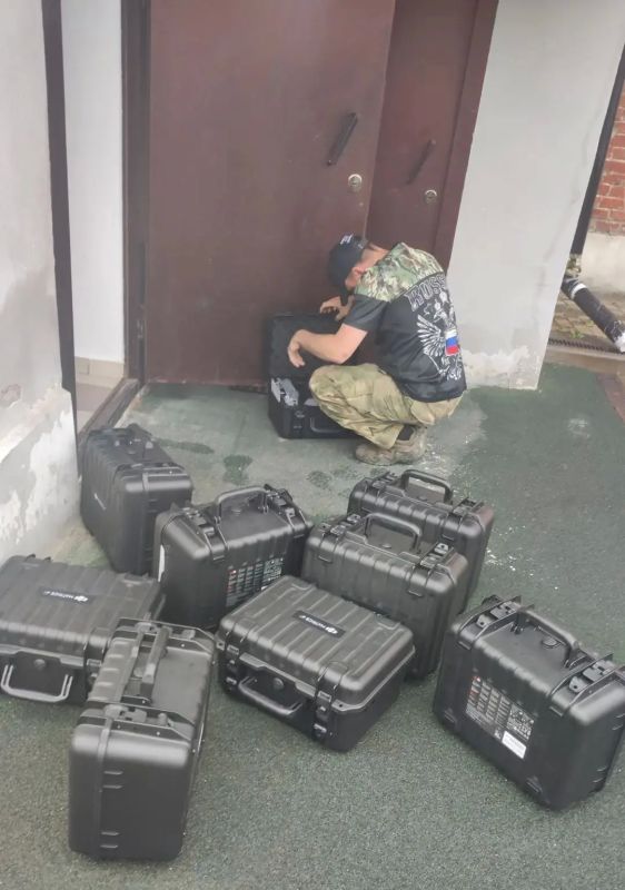 10 августа команда специалистов из Дома СВО города Ногинска вернулась домой после выполнения важной миссии 10 августа команда специалистов из Дома СВО города Ногинска вернулась домой после выполнения важной миссии