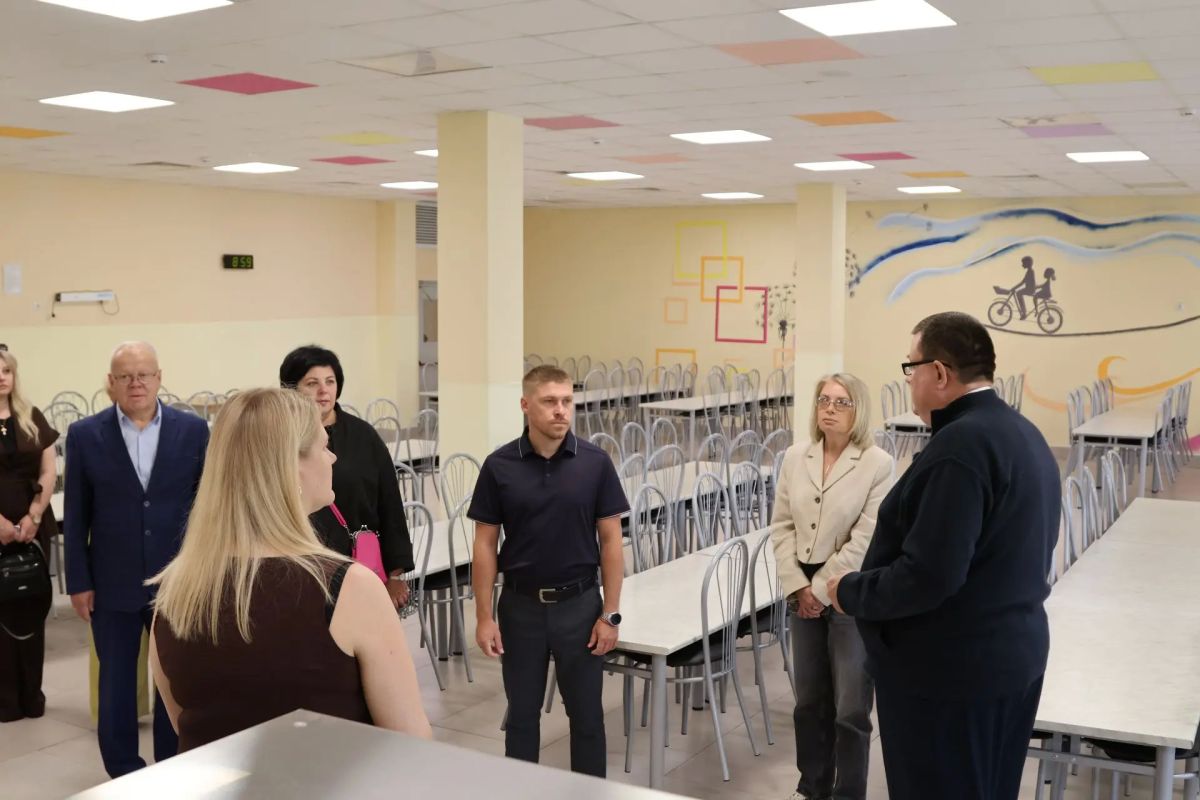 Родители оценили готовность школы №2 в Ступино к новому учебному году Родители оценили готовность школы №2 в Ступино к новому учебному году