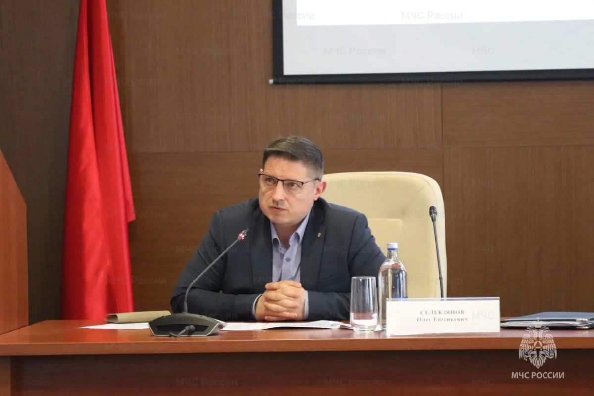 В Подмосковном главке прошло комплексное занятие с личным составом В Подмосковном главке прошло комплексное занятие с личным составом
