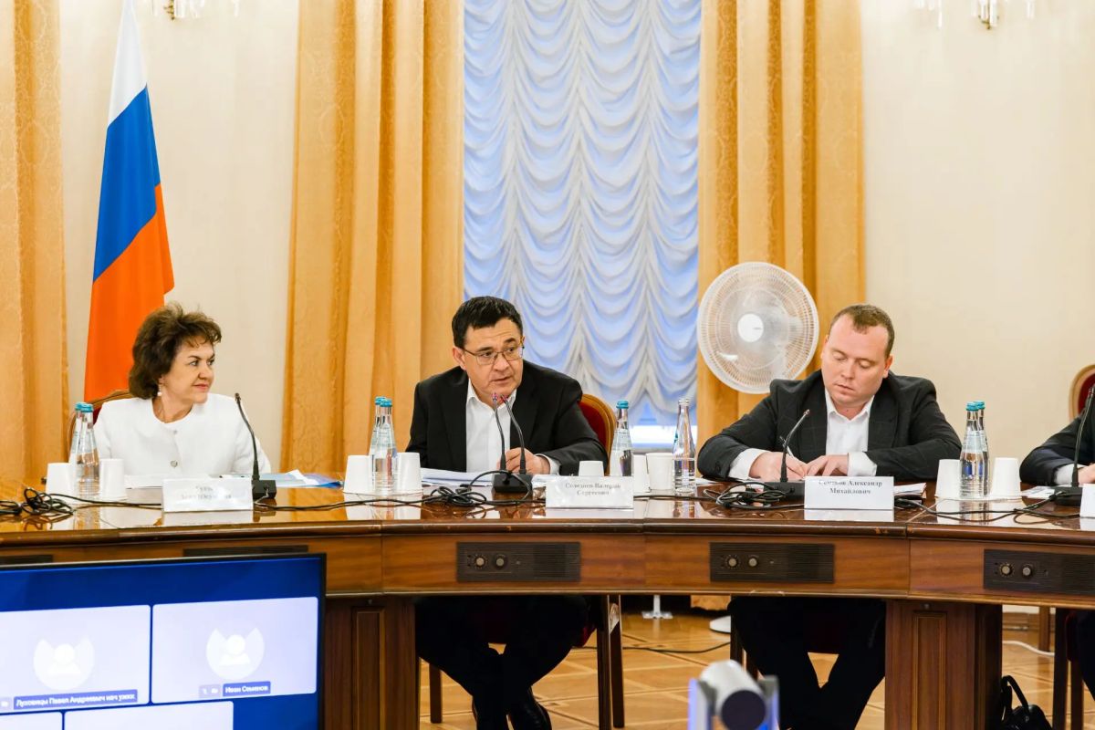 Комплекс водоснабжения Подмосковья готовится к зиме: Александр Семёнов представил ключевые приоритеты и направления на федеральном Круглом столе Комплекс водоснабжения Подмосковья готовится к зиме: Александр Семёнов представил ключевые приоритеты и направления на федеральном Круглом столе
