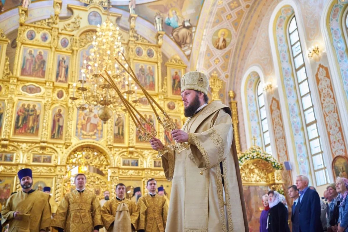 Михаил Собакин: 14 АВГУСТА – ПРАЗДНЕСТВО ВСЕМИЛОСТИВОМУ СПАСУ И ПРЕСВЯТОЙ БОГОРОДИЦЕ Михаил Собакин: 14 АВГУСТА – ПРАЗДНЕСТВО ВСЕМИЛОСТИВОМУ СПАСУ И ПРЕСВЯТОЙ БОГОРОДИЦЕ