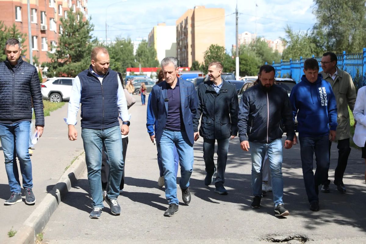 По обращениям жителей: Сергей Иванов обсудил с горожанами благоустройство мкрн Центральный в Долгопрудном По обращениям жителей: Сергей Иванов обсудил с горожанами благоустройство мкрн Центральный в Долгопрудном