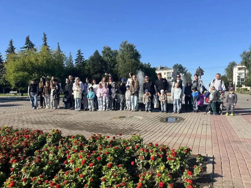 Сегодня в рамках экскурсионной программы вместе с Единым центром поддержки участников СВО была организована поездка в Московский зоопарк