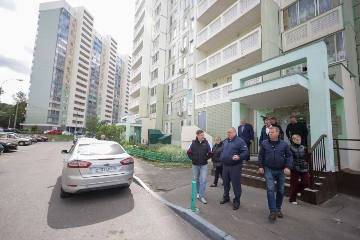 Заместитель главы городского округа Подольск Александр Золотов провёл обход в микрорайоне Южный Заместитель главы городского округа Подольск Александр Золотов провёл обход в микрорайоне Южный