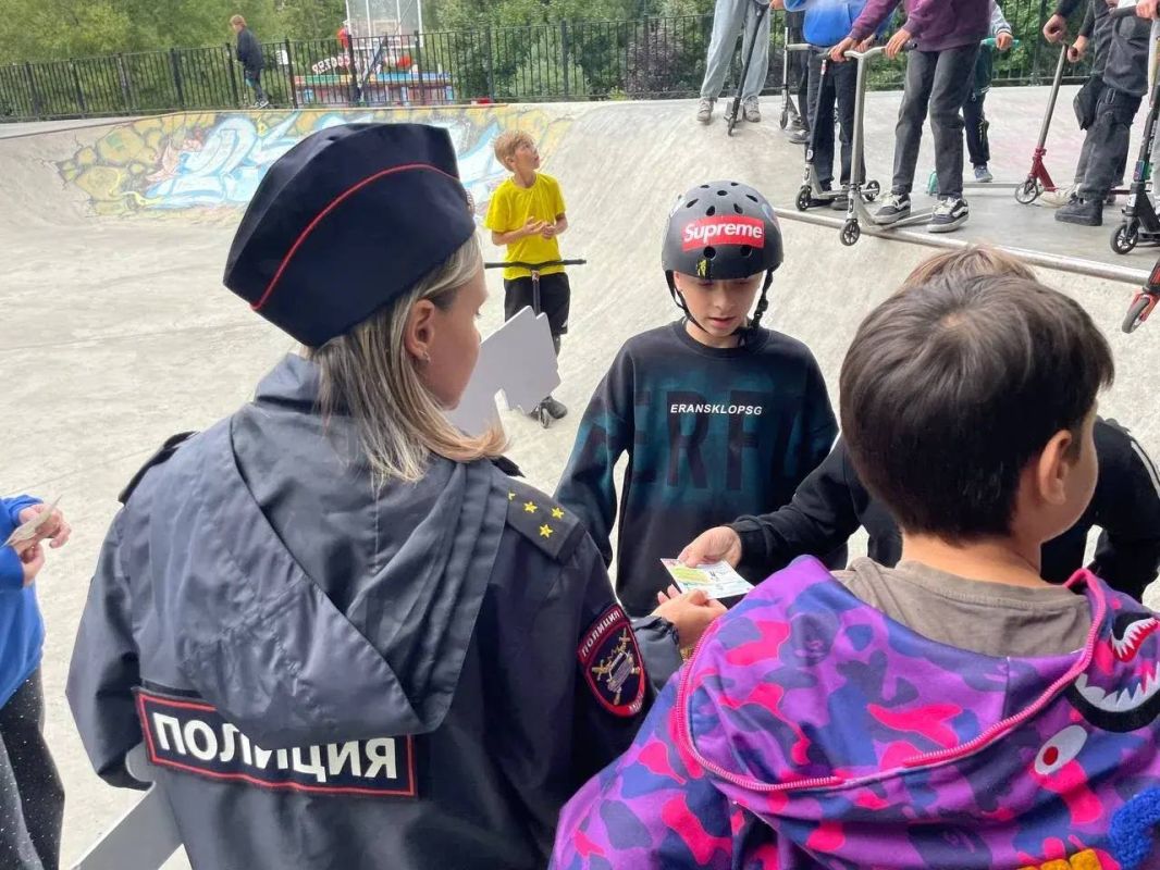 В Центральном парке культуры и отдыха «Парк Мира» города Мытищи состоялась акция «Патруль безопасности» В Центральном парке культуры и отдыха «Парк Мира» города Мытищи состоялась акция «Патруль безопасности»