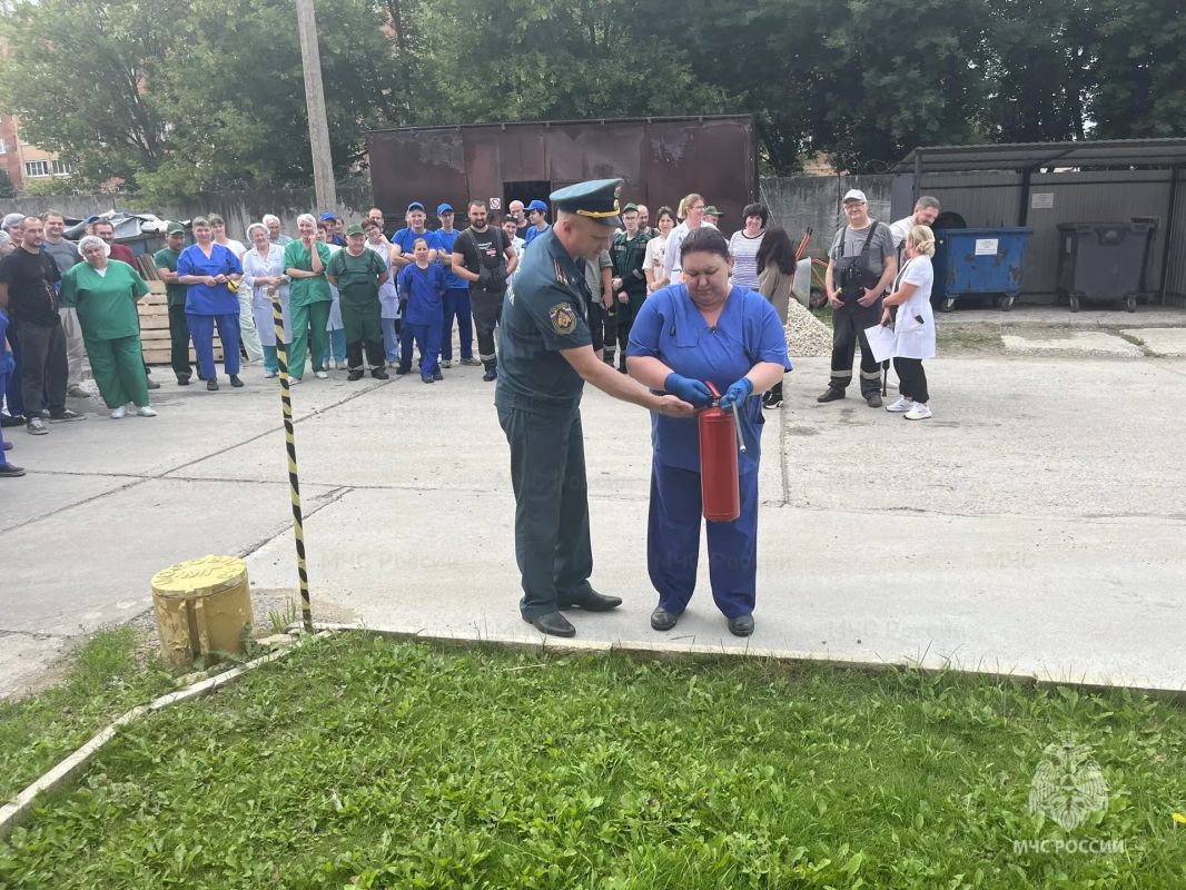 В Зарайске прошла тренировка по эвакуации на предприятии В Зарайске прошла тренировка по эвакуации на предприятии
