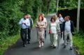 Татьяна Витушева: В ходе рабочего выезда по территории Букарёвского проверила завершённый ремонт дорог в нескольких населённых пунктах, а также состояние многоквартирных домов в посёлке Глебовский