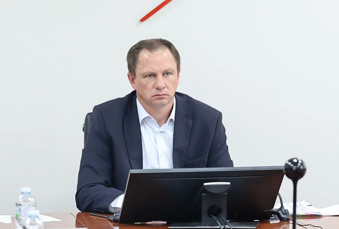 Дмитрий Волков: Тема подготовки к новому учебному году – в центре внимания совещания, которое провел Губернатор Московской области Андрей Юрьевич Воробьев Дмитрий Волков: Тема подготовки к новому учебному году – в центре внимания совещания, которое провел Губернатор Московской области Андрей Юрьевич Воробьев