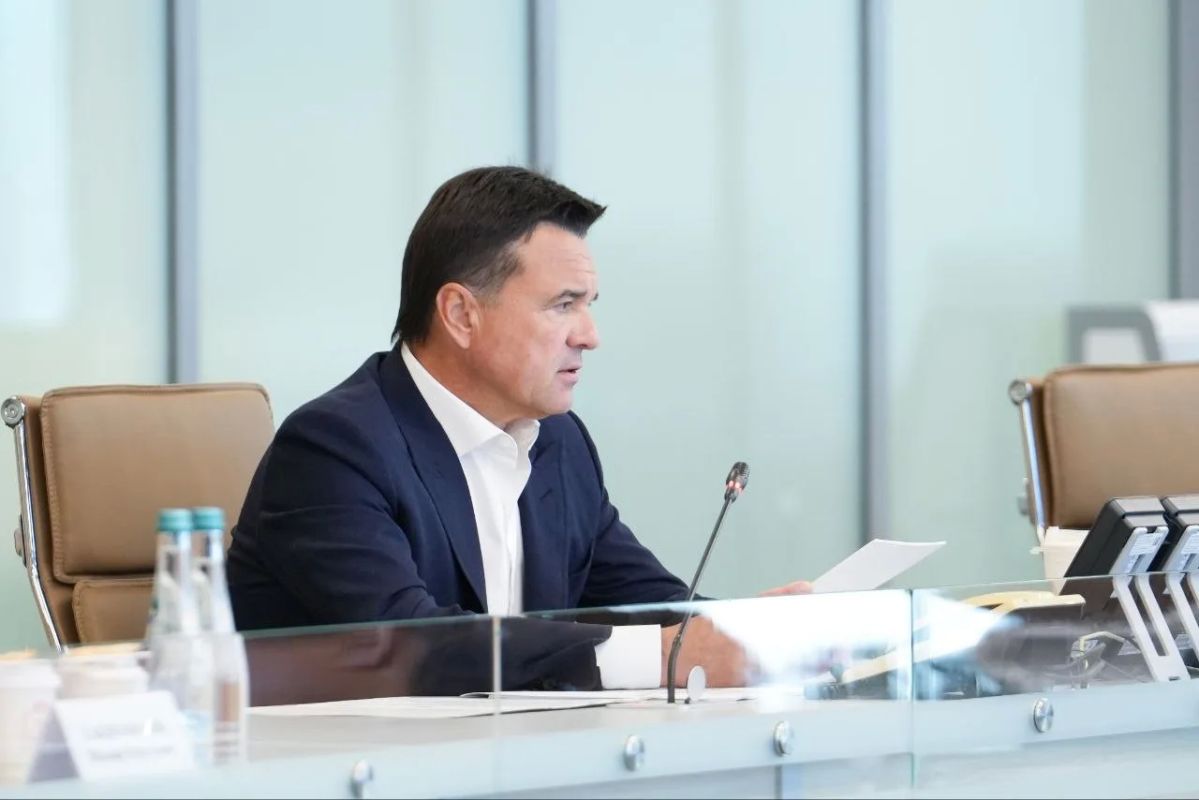 Григорий Артамонов: Сегодня на совещании под руководством Губернатора региона Андрея Воробьёва детально обсудили подготовку к началу нового учебного года
