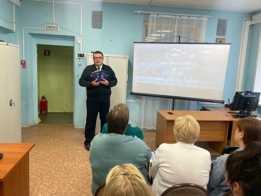 СТУПИНО. Встретился с коллективом Окружного управления социального развития №13 Министерства социального развития Московской области как депутат Московской областной Думы СТУПИНО. Встретился с коллективом Окружного управления социального развития №13 Министерства социального развития Московской области как депутат Московской областной Думы