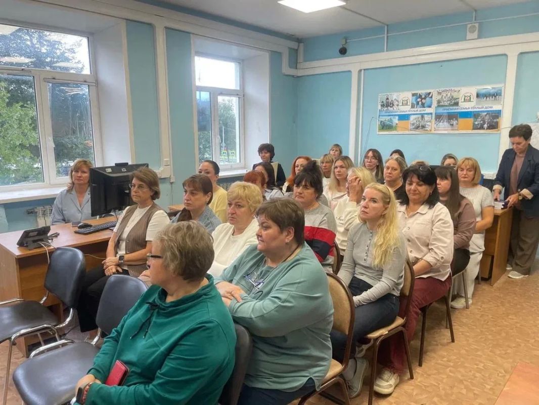 СТУПИНО. Встретился с коллективом Окружного управления социального развития №13 Министерства социального развития Московской области как депутат Московской областной Думы СТУПИНО. Встретился с коллективом Окружного управления социального развития №13 Министерства социального развития Московской области как депутат Московской областной Думы