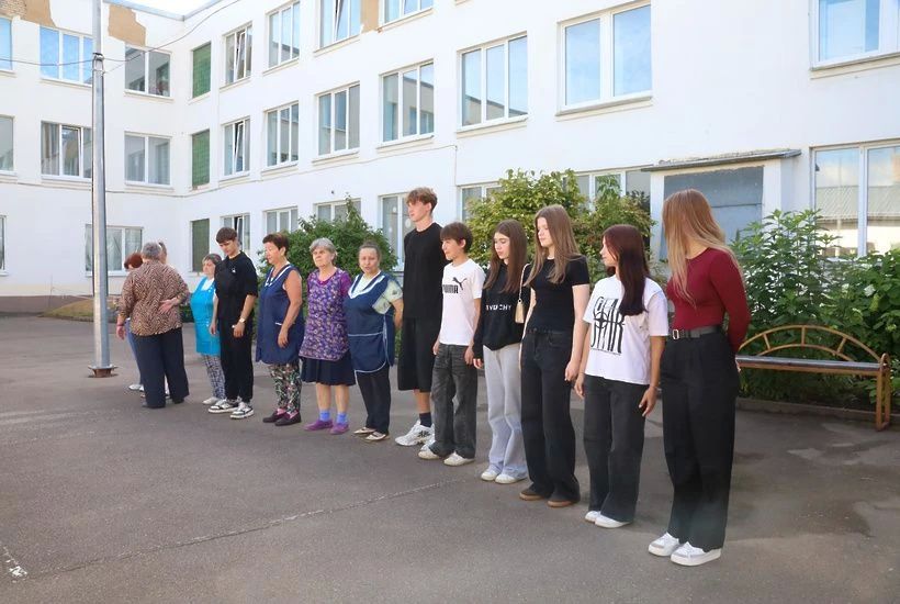 В Солнечногорске прошли учения по безопасности в школах перед началом учебного года В Солнечногорске прошли учения по безопасности в школах перед началом учебного года