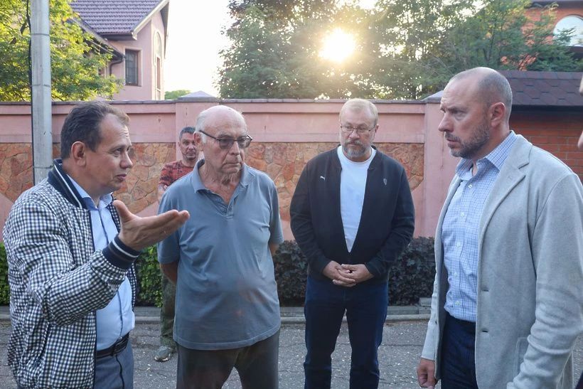 В Андреевке обсудили благоустройство и транспорт В Андреевке обсудили благоустройство и транспорт