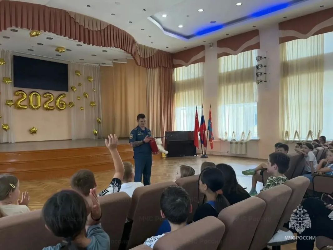 Профилактическая работа сотрудников Госпожнадзора продолжается в детских лагерях Балашихи Профилактическая работа сотрудников Госпожнадзора продолжается в детских лагерях Балашихи