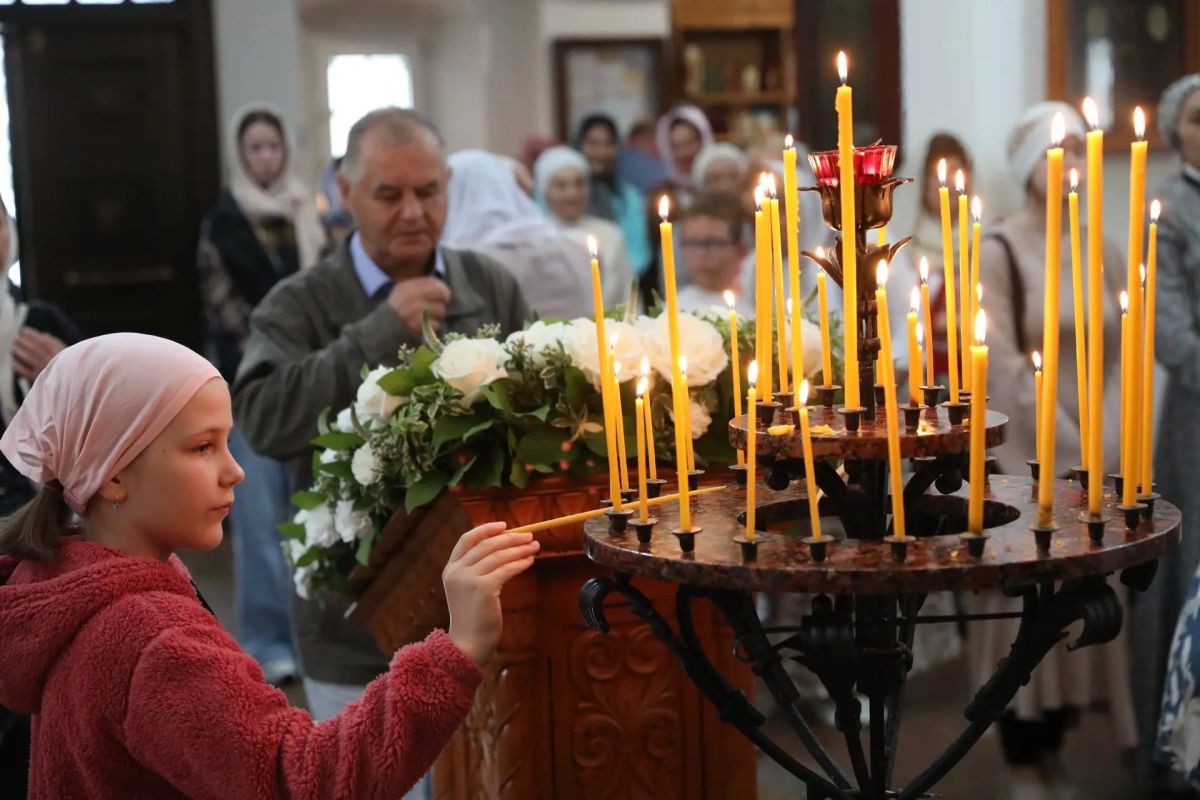 Яблочный Спас: жителей Долгопрудного поздравили с праздником Преображения Господня Яблочный Спас: жителей Долгопрудного поздравили с праздником Преображения Господня