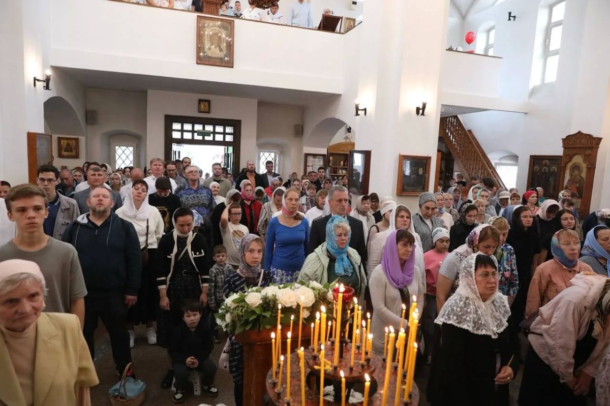 Яблочный Спас: жителей Долгопрудного поздравили с праздником Преображения Господня Яблочный Спас: жителей Долгопрудного поздравили с праздником Преображения Господня