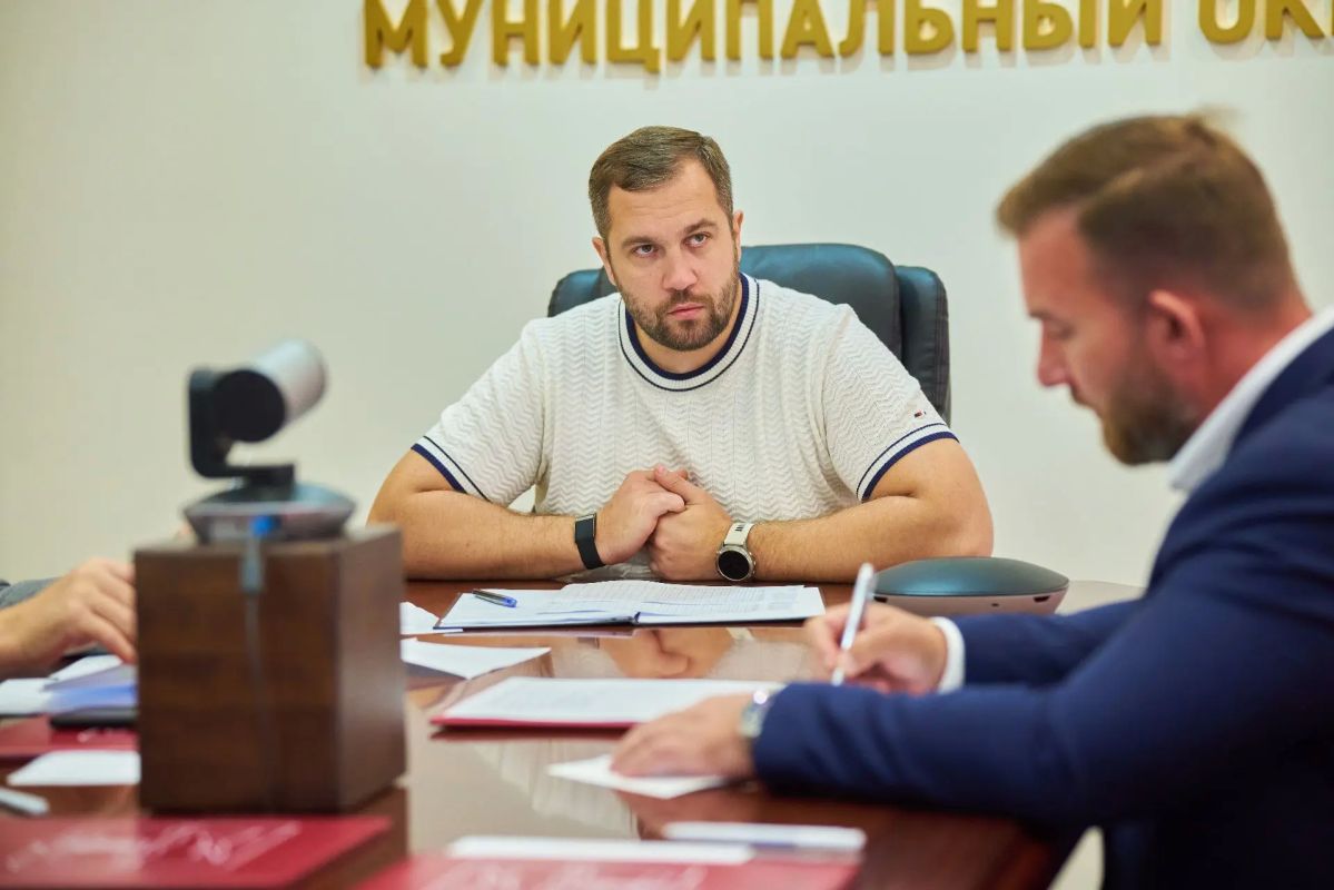 Михаил Собакин: В рамках профильного часа по ЖКХ заслушал подрядчика по ходу выполнения этапов реализации государственной программы Московской области по модернизации объектов теплоснабжения муниципального округа Чехов Михаил Собакин: В рамках профильного часа по ЖКХ заслушал подрядчика по ходу выполнения этапов реализации государственной программы Московской области по модернизации объектов теплоснабжения муниципального округа Чехов
