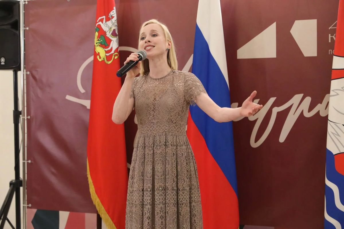 Новый этап: подросткам Долгопрудного вручили первые паспорта Новый этап: подросткам Долгопрудного вручили первые паспорта