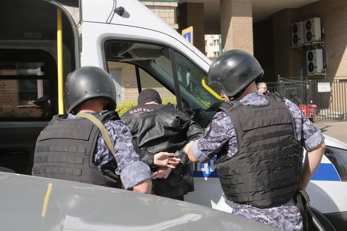 Безопасность превыше всего: в Красногорске прошли масштабные учения в школе Безопасность превыше всего: в Красногорске прошли масштабные учения в школе