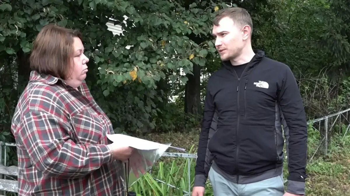 На связи с жителями. Сегодня заместитель главы городского округа Красногорск Евгений Елизаров провел рабочую встречу с жителями поселка Светлые горы На связи с жителями. Сегодня заместитель главы городского округа Красногорск Евгений Елизаров провел рабочую встречу с жителями поселка Светлые горы