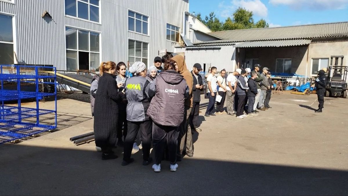 Нарушения миграционного законодательства были выявлены в ходе рейдов в Подмосковье Нарушения миграционного законодательства были выявлены в ходе рейдов в Подмосковье