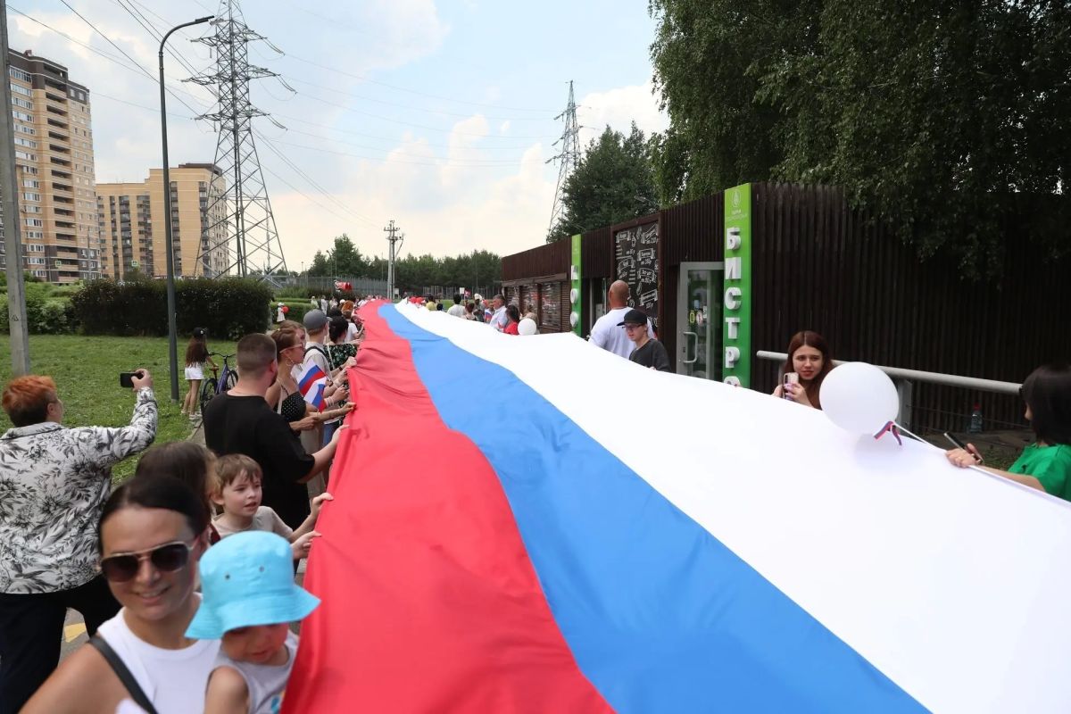 Как в Долгопрудном отметят День Российского флага?