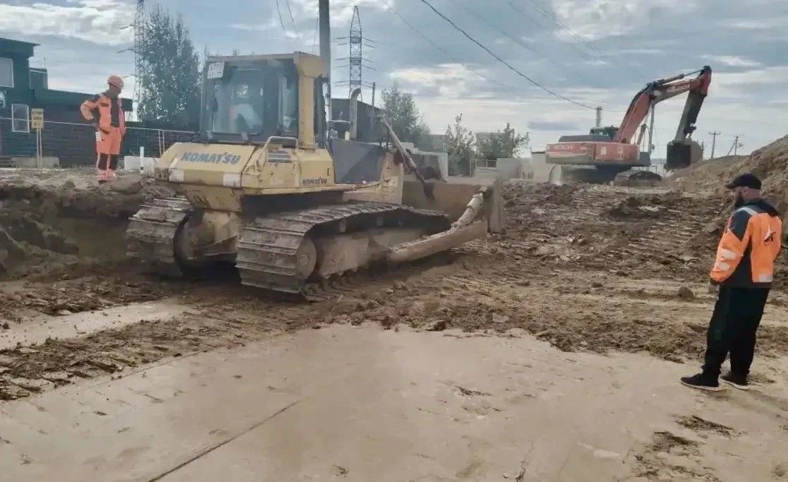 В Ленинском округе возобновились работы на дороге "Каширское шоссе – Сапроново" — 30 специалистов с помощью 4 единиц техники приступили к подготовке территории В Ленинском округе возобновились работы на дороге "Каширское шоссе – Сапроново" — 30 специалистов с помощью 4 единиц техники приступили к подготовке территории