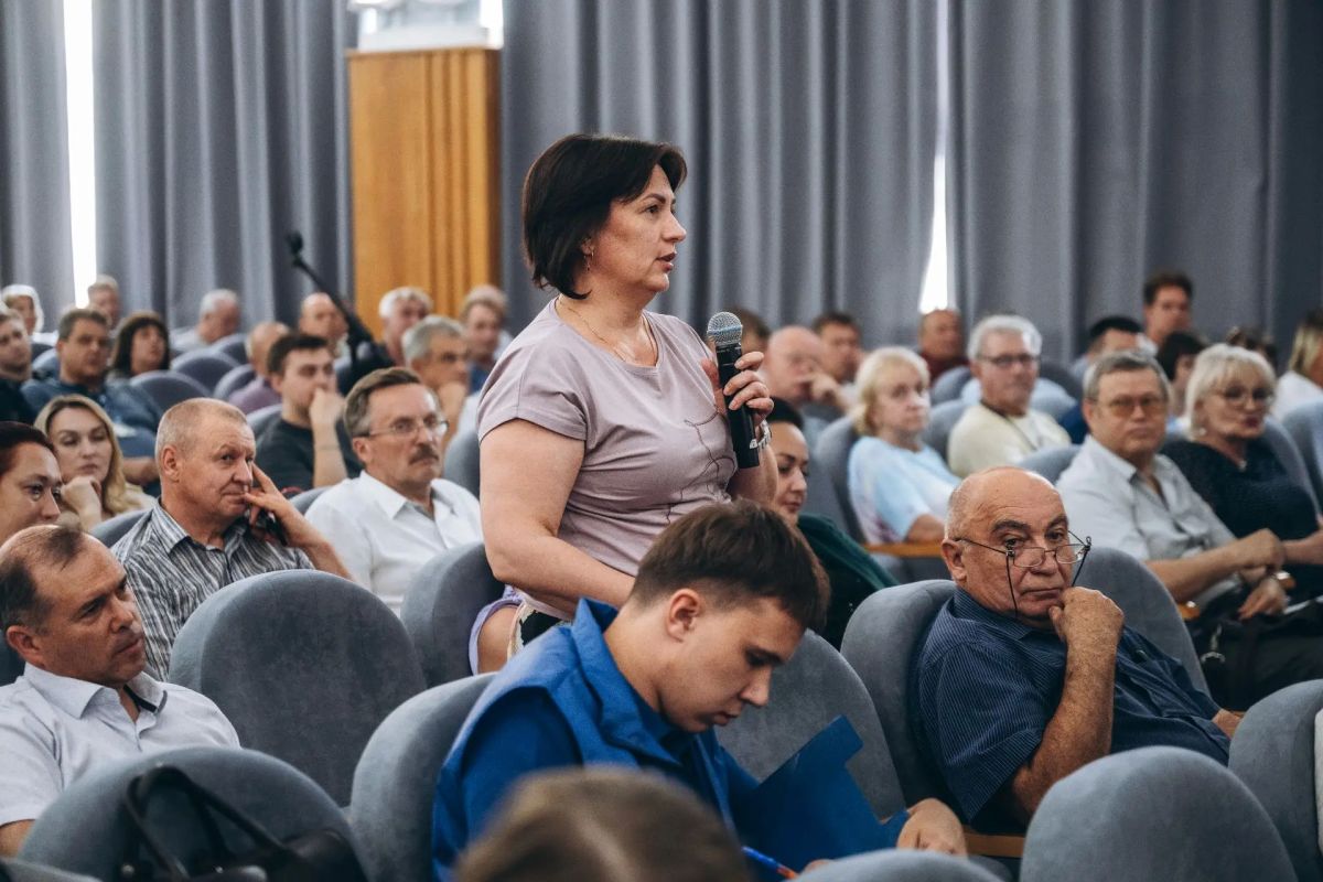 Андрей Булгаков: Встретился с коллективом Центра подготовки космонавтов в Звёздном городке Андрей Булгаков: Встретился с коллективом Центра подготовки космонавтов в Звёздном городке
