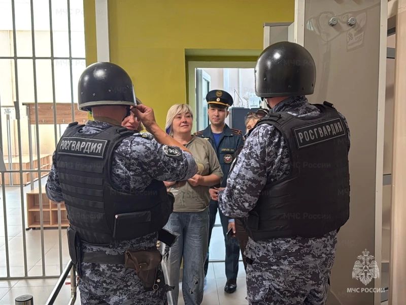 Всероссийское учение по обеспечению безопасности прошло в школах и детских садах Всероссийское учение по обеспечению безопасности прошло в школах и детских садах