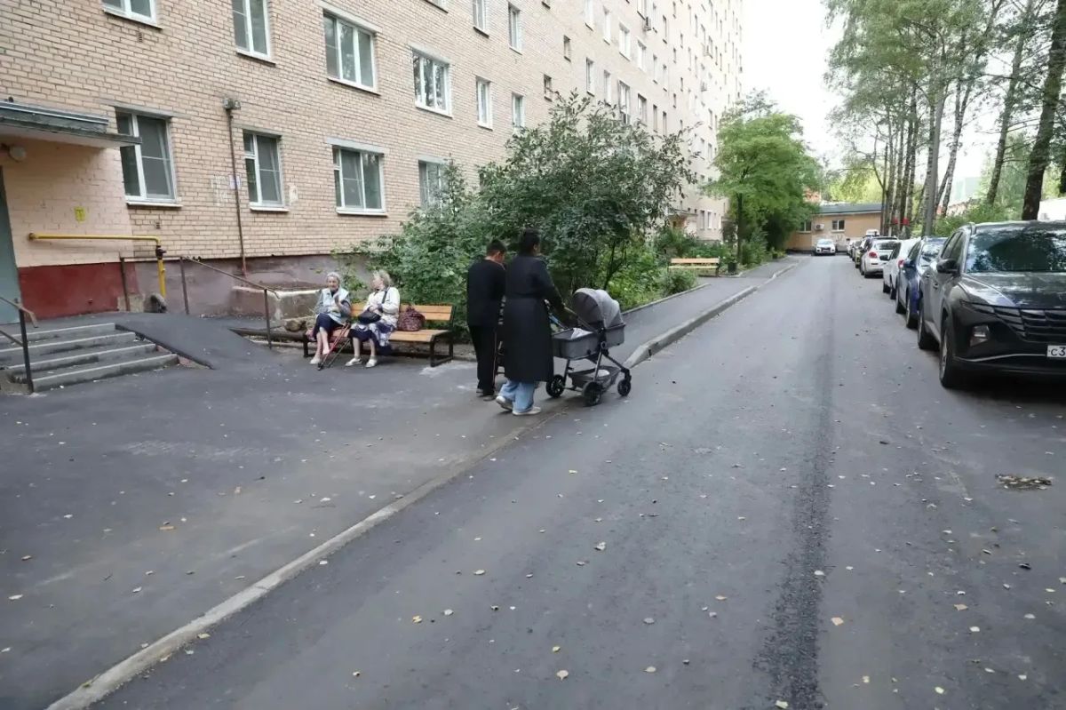 Живое общение и диалог с жителями в ходе пешеходных обходов лучший способ погрузится в проблематику города, понять вопросы требующие вмешательства и решения из первых уст Живое общение и диалог с жителями в ходе пешеходных обходов лучший способ погрузится в проблематику города, понять вопросы требующие вмешательства и решения из первых уст