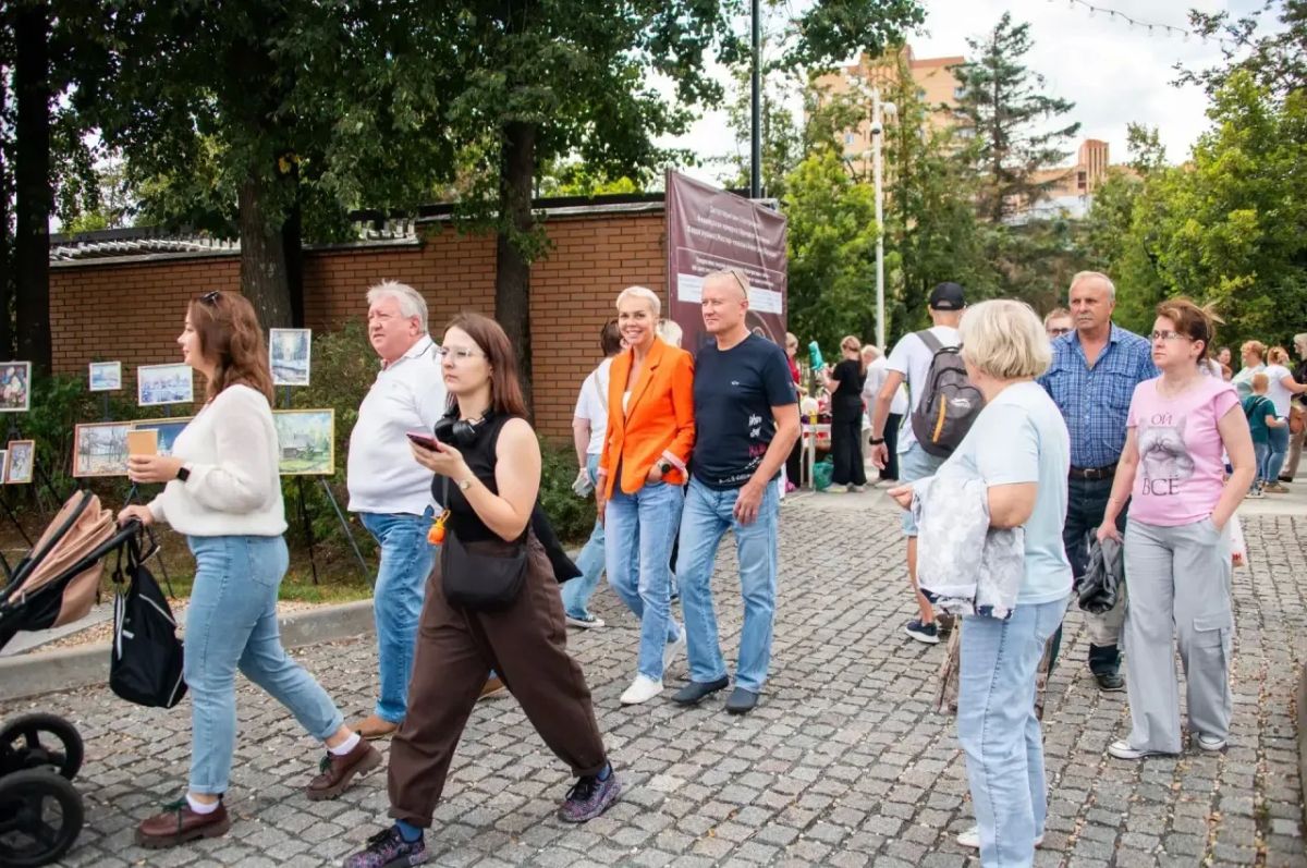 Татьяна Витушева: #прямосейчас в самом центре Истры проходит гастрономический фестиваль «Культура еды и вина» Татьяна Витушева: #прямосейчас в самом центре Истры проходит гастрономический фестиваль «Культура еды и вина»