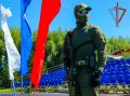 ФОТО ДНЯ. Служить под великим знаменем - честь